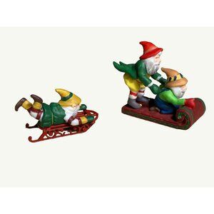 The Heritage Village Accessories Collection  Testing The Toys Figurines